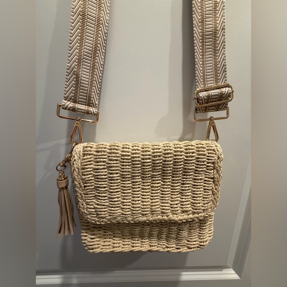Spring/Summer 🌸 Cream Woven Shoulder Bag Adjustable Strap